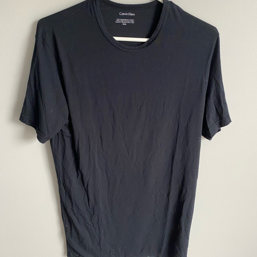 Men’s Black Calvin Klein Tee Shirt size medium